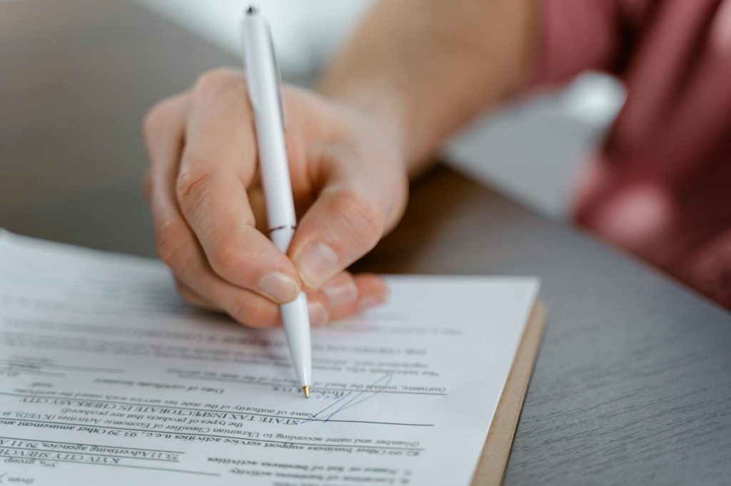 Extraordinary General Meeting Minutes: When to Call One & 2026 Legal Template